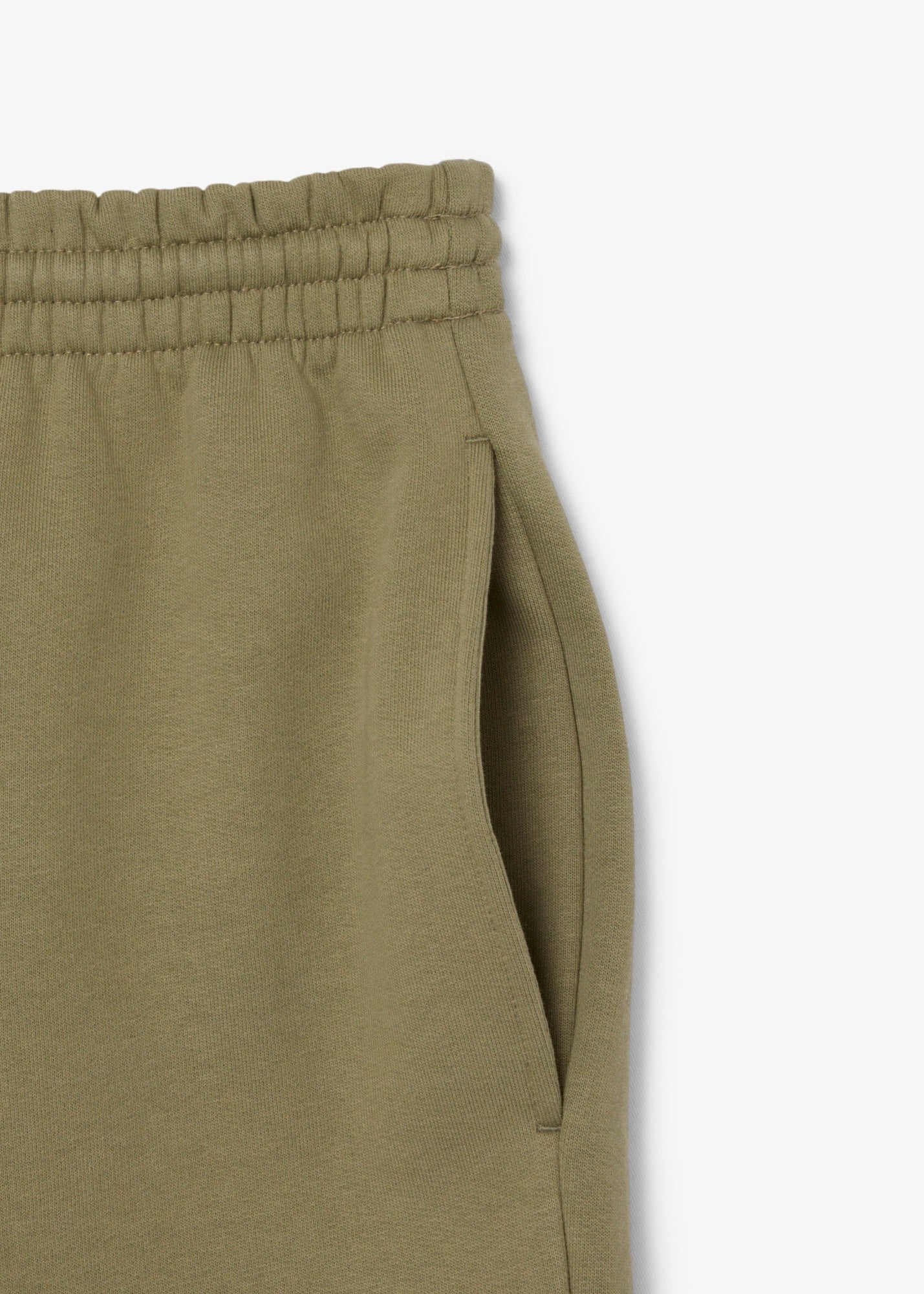 Short Lacoste kaki en molleton